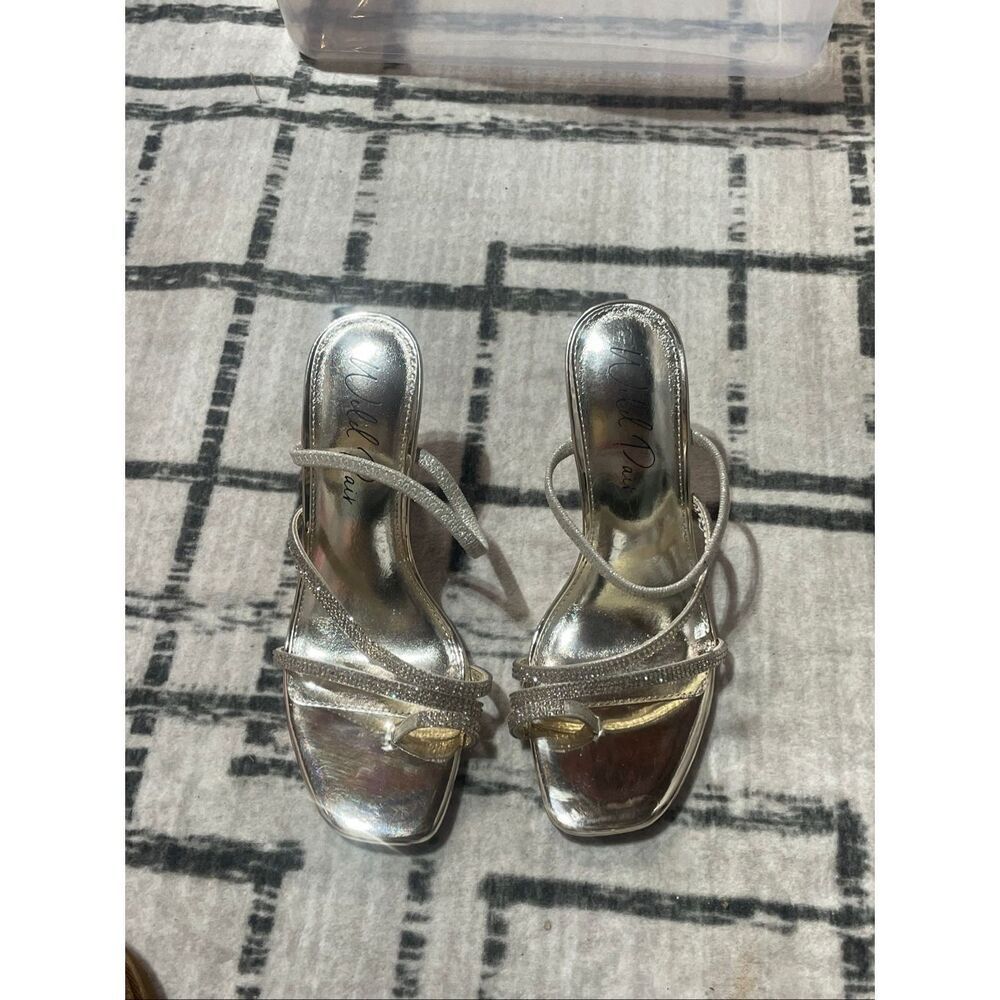 Wild Pair Lenore Embellished Sandals 6.5 - Picture 6 of 8